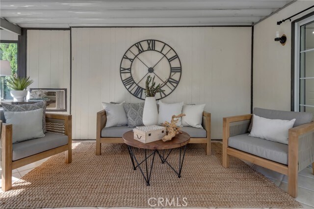 Building Photo - 5165 Pearblossom Dr