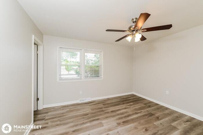 Building Photo - 4240 Cody Dr