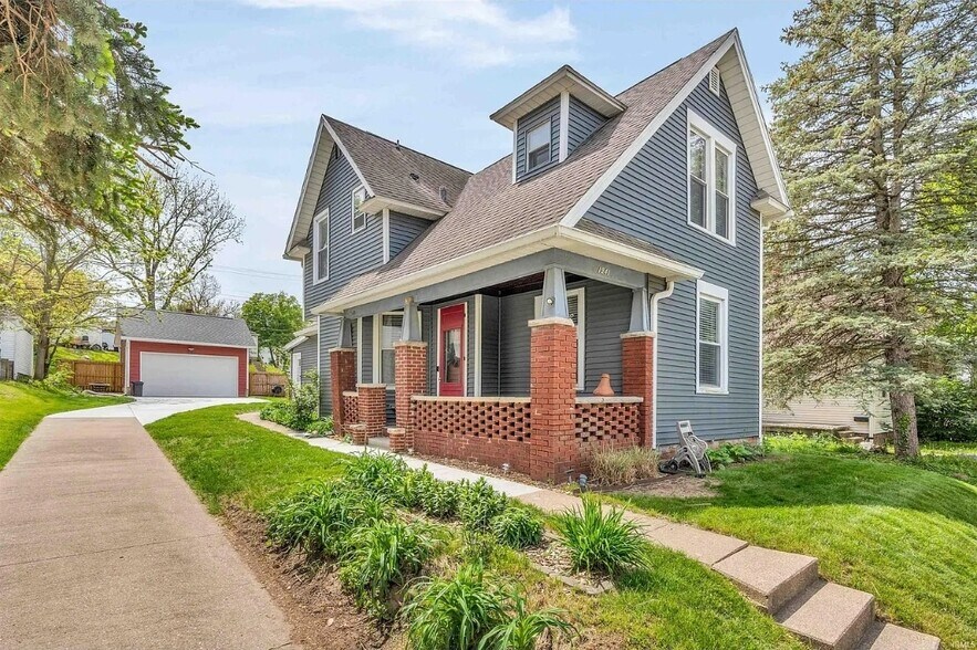 The house - 1941 Echo St