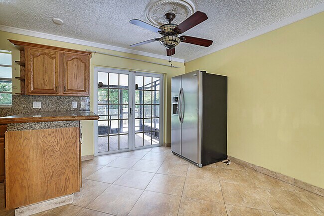 Building Photo - 2346 Caroma Ln