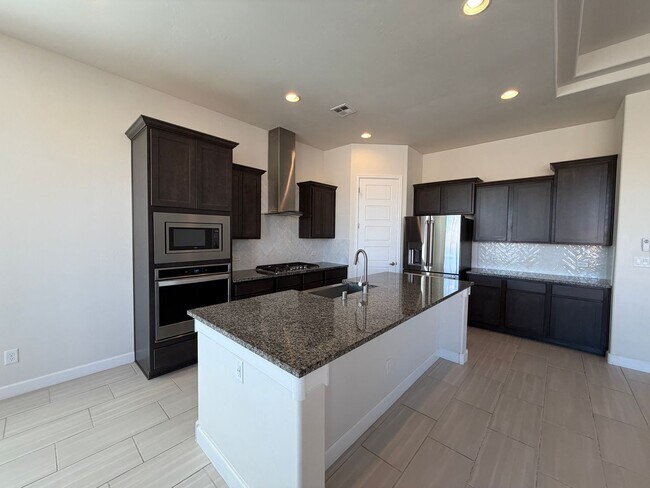 Building Photo - 3 Bedroom Plus Office Single Story New Construction Available Near Woodmont Ave NW & Rainbow Blvd...