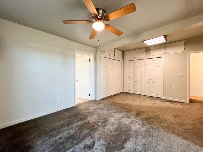 Building Photo - Vineyard-View Retreat with Bonus Room & Exceptional Outdoor Living