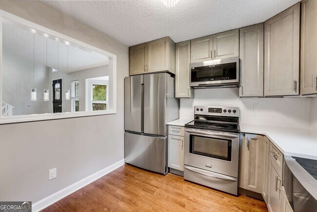 Building Photo - 9745 Loblolly Ln