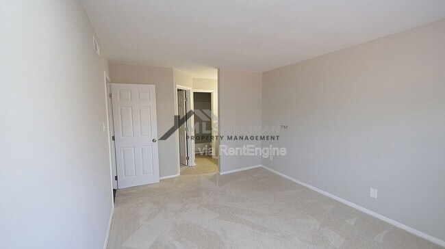 Building Photo - 3702 Chimney Ridge Pl