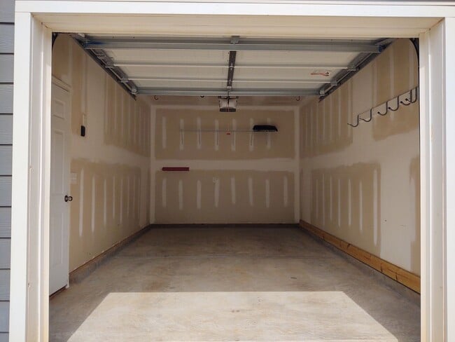 Building Photo - Move-In Ready, End Unit Two Story Townhome...