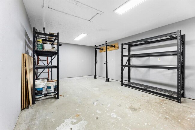 Building Photo - 73 Dipping Ln