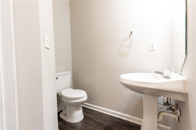 Building Photo - 3622 Ginnis Rd