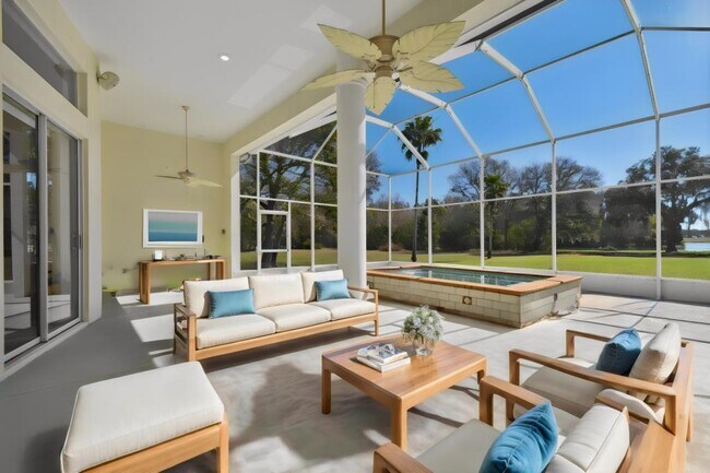 Building Photo - 6644 Country Club Rd