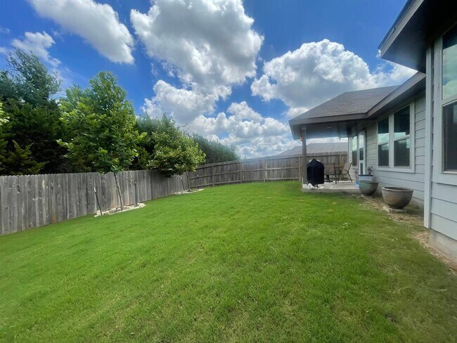 Building Photo - 10741 Yellowtail Blvd