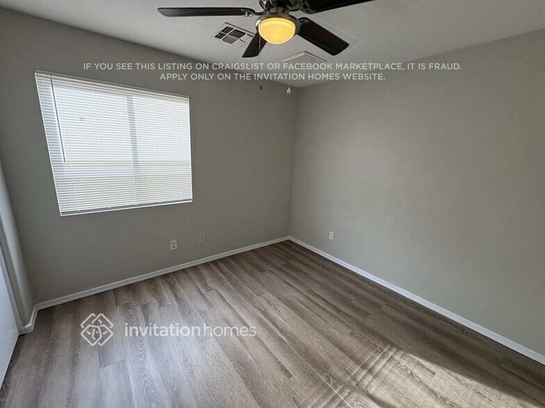 Building Photo - 14113 N 126th Ave