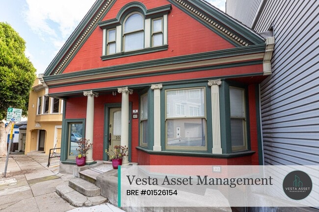 Building Photo - 301-303 Corbett Avenue