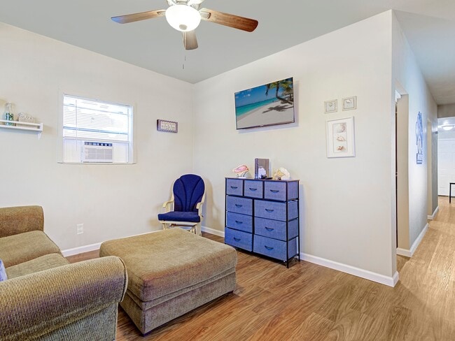 Building Photo - 3917 Winnie St