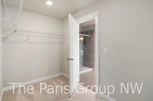 Building Photo - 2122 83rd Ave E