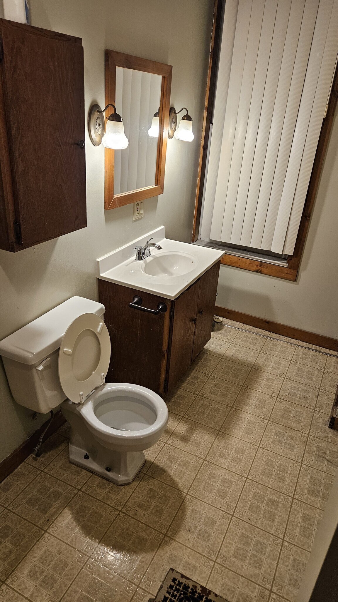 Building Photo - 1208 Highland Ave