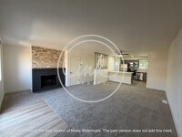 Building Photo - Newly Renovated 3 Bedroom Townhome