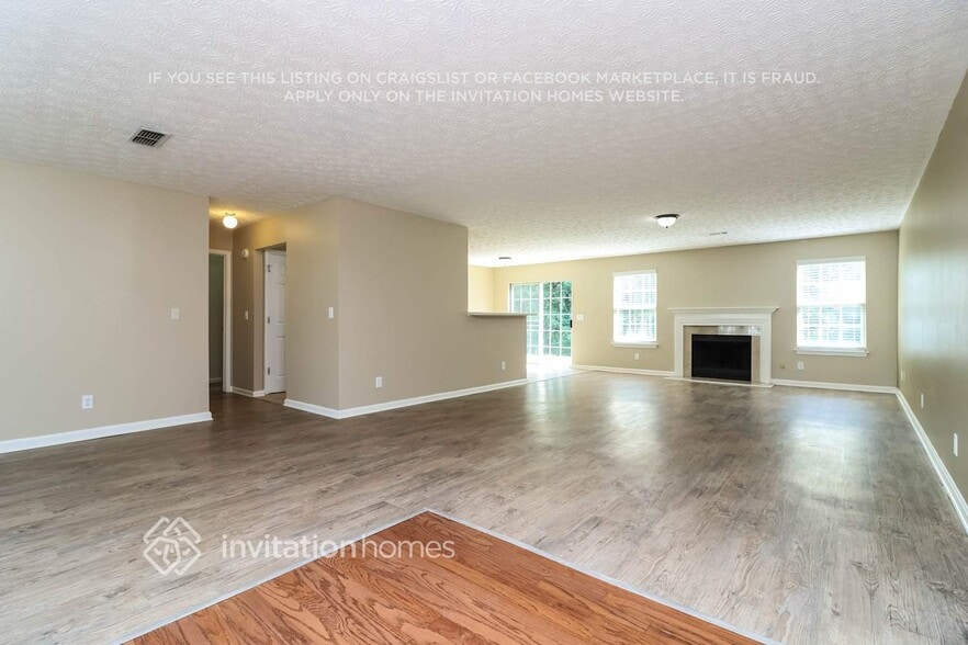 Building Photo - 603 River Knoll Ct