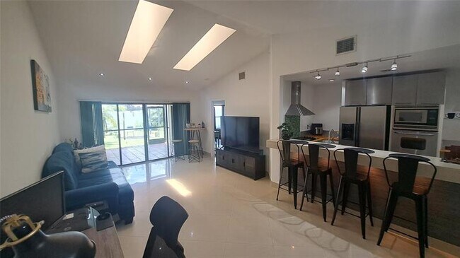 Building Photo - 4519 Feivel Rd