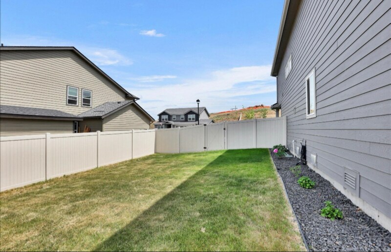 Building Photo - 20766 E Valley Vista Dr