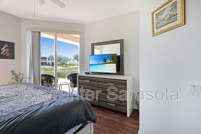 Building Photo - 7068 Prosperity Cir