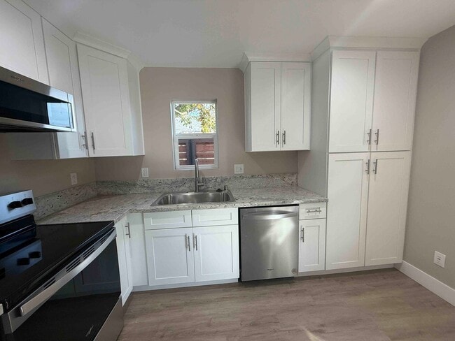 Building Photo - Brand New 1 Bedroom In Tahoe Park