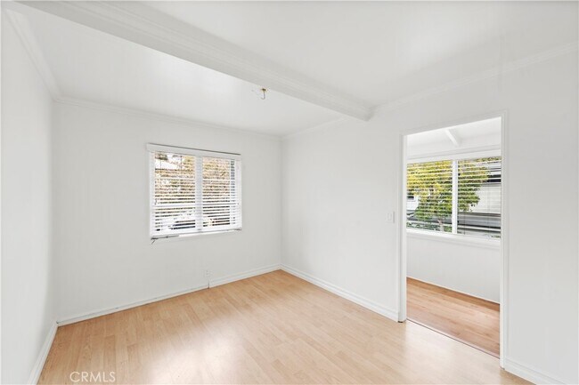 Building Photo - 670 Glomstad Ln
