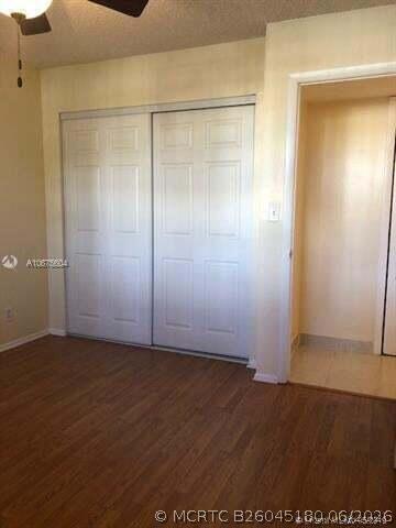 Building Photo - 1911 Sabal Palm Dr
