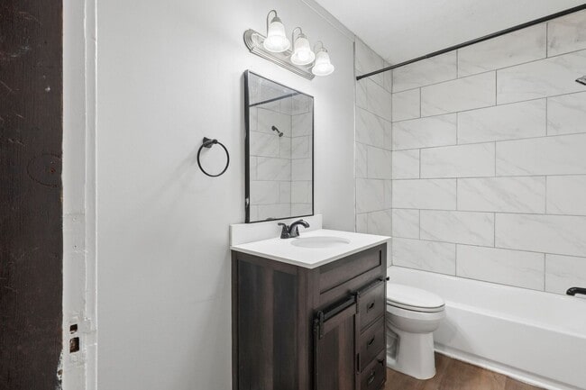 Building Photo - 41-43 N Huron Ave