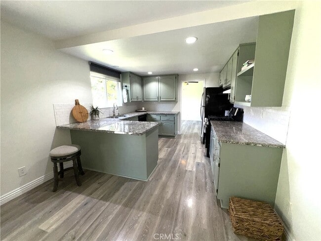 Building Photo - 6911 Laurelhurst Dr