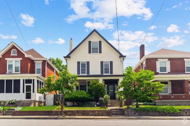 Building Photo - 1824 Holman Ave