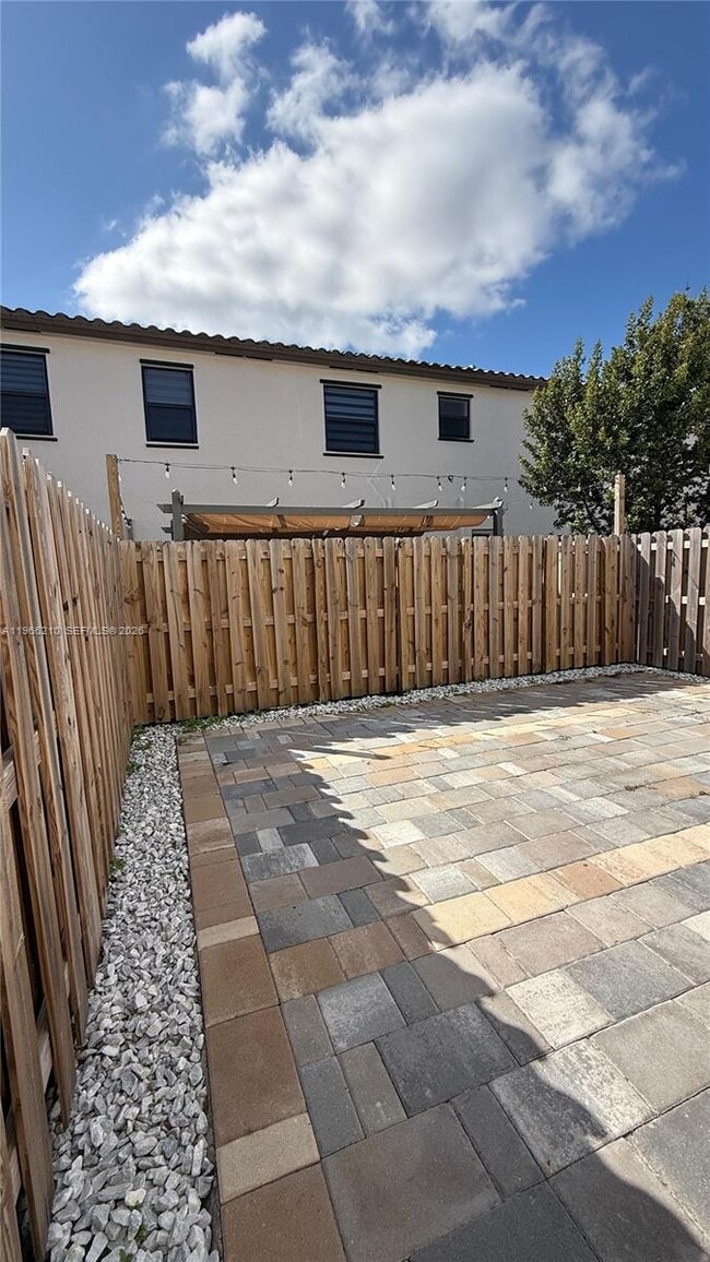 Building Photo - 11964 SW 244 Ln