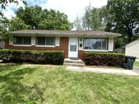 Building Photo - Welcome to Blueberry Hills located off Nicholasville Rd     20260615