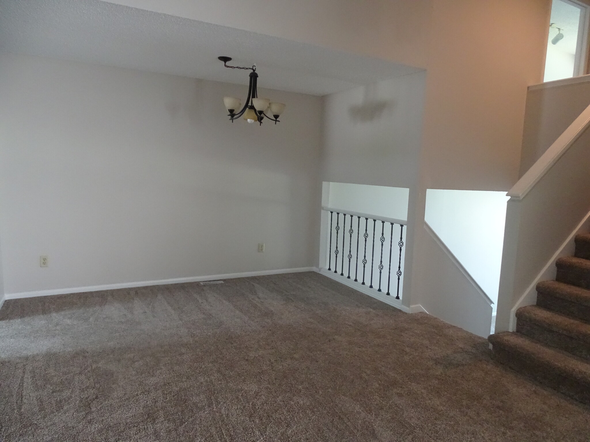 main level dining area - 4548 50th St