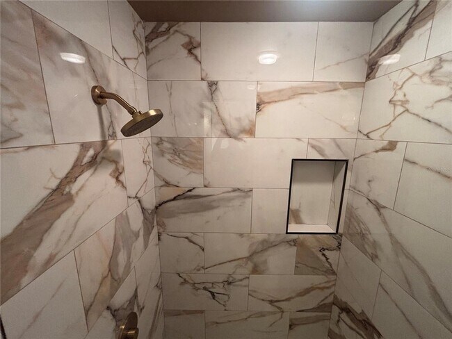 Building Photo - 536 Marion Oaks Golf Rd