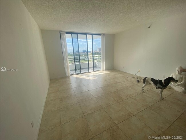 Building Photo - 3300 NE 192 St