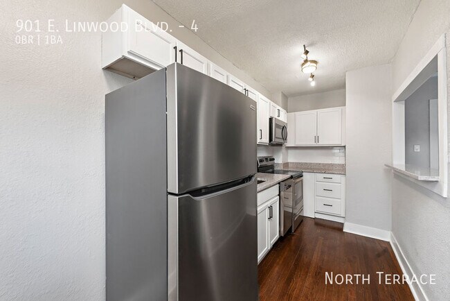 Building Photo - 901 Linwood Blvd