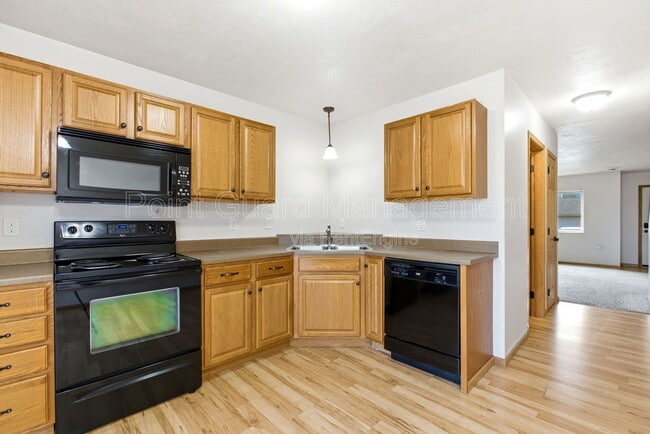 Building Photo - 2608 N Career Ave