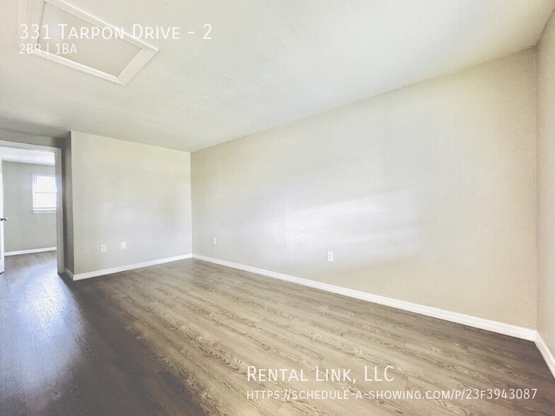 Building Photo - 331 Tarpon Dr