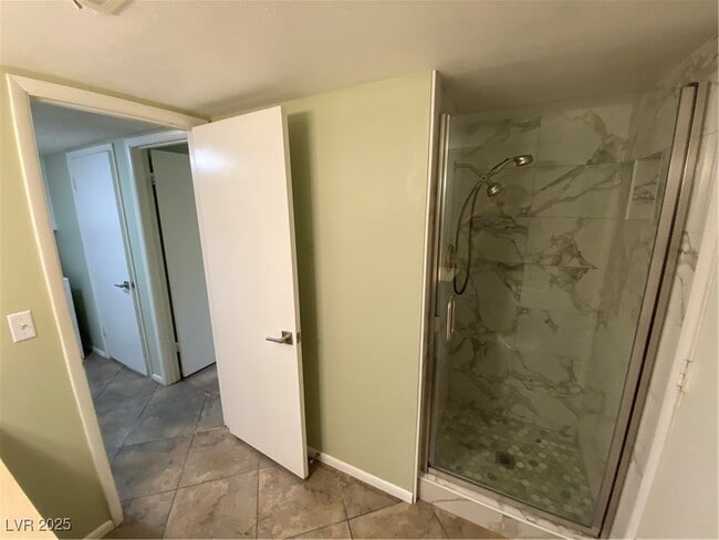 Building Photo - 6209 O'Bannon Dr