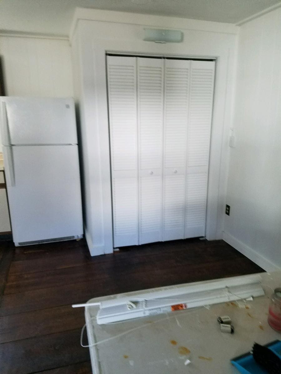 Building Photo - 12 Church St