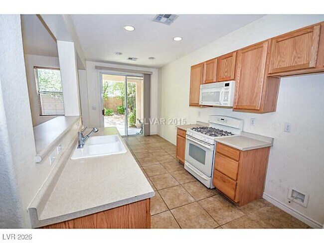 Building Photo - 6389 Thunder Gulch Ave