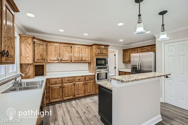 Building Photo - 4 br, 2.5 bath House - 125 Hopewell Chase ...