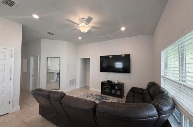 Building Photo - 14529 Scottburgh Glen Dr