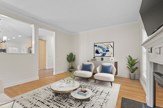 Building Photo - 5 Two Mile Hill Rd