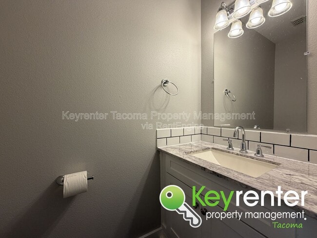 Building Photo - 5002 S 30th St