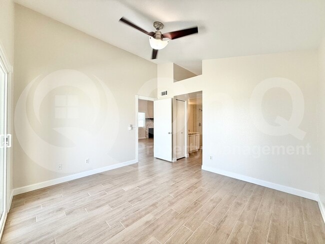 Building Photo - 537 S Danyell Dr