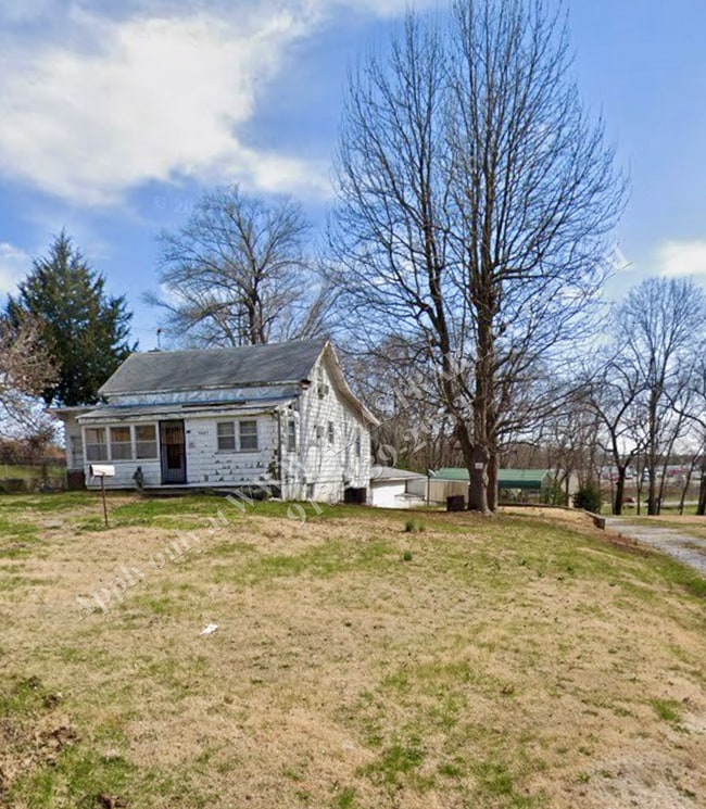 Building Photo - Updated 3 bed 2 bath home in Independence-...