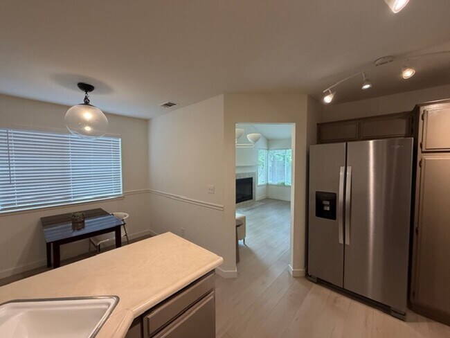 Building Photo - Home for Rent in West Sacramento – Southport Area