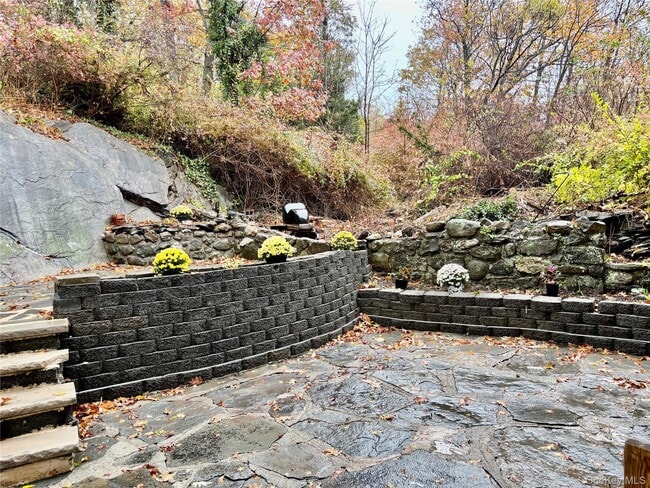 Building Photo - 353 Jersey Ave