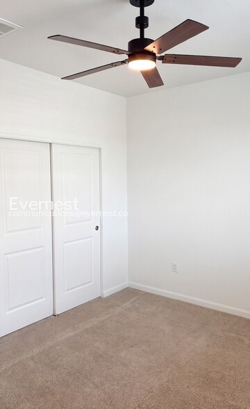 Building Photo - 1364 Penner Dr