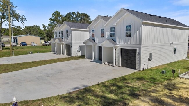 Building Photo - 3150 S Cleveland St